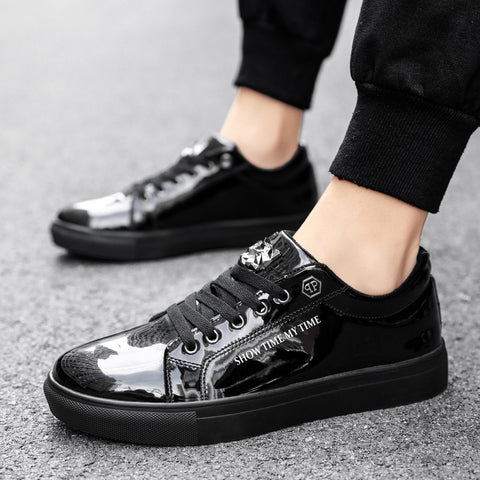 Men's Shoes Spring New Korean Fashion Board Shoes Low-top Trendy Casual Sneakers Glossy Large Size Flat Bottom Fashion Shoes