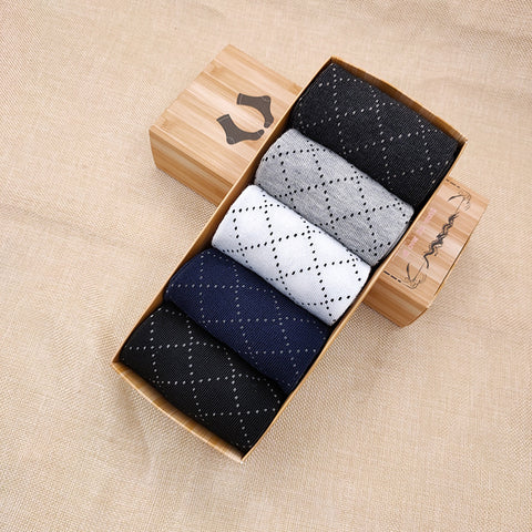 5 Pairs Solidcolor Mid-calf Length Men's Socks Boxed