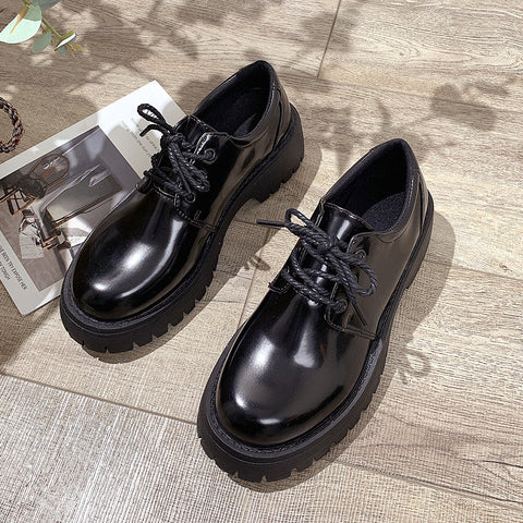 Women's Thick Soled Platform Shoes Patent Leather Big Toe Shoes