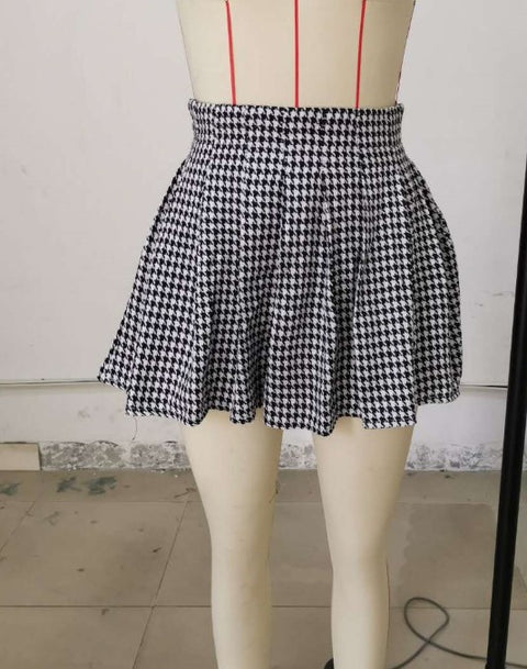 All-match pleated houndstooth skirt